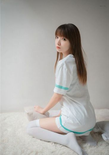 比基尼怪女