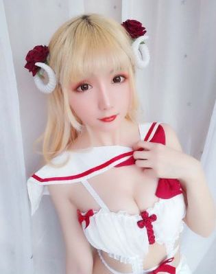女人下面流白浆视频