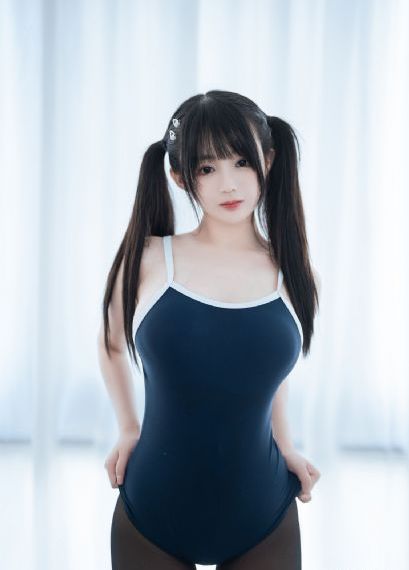 女机械人三级未删减版下载