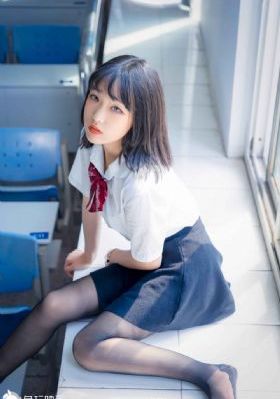 《无颜之月》