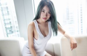 稚嫩娇小哭叫粗大撑破谁演的主角