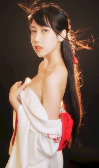 小楼又东风电视剧